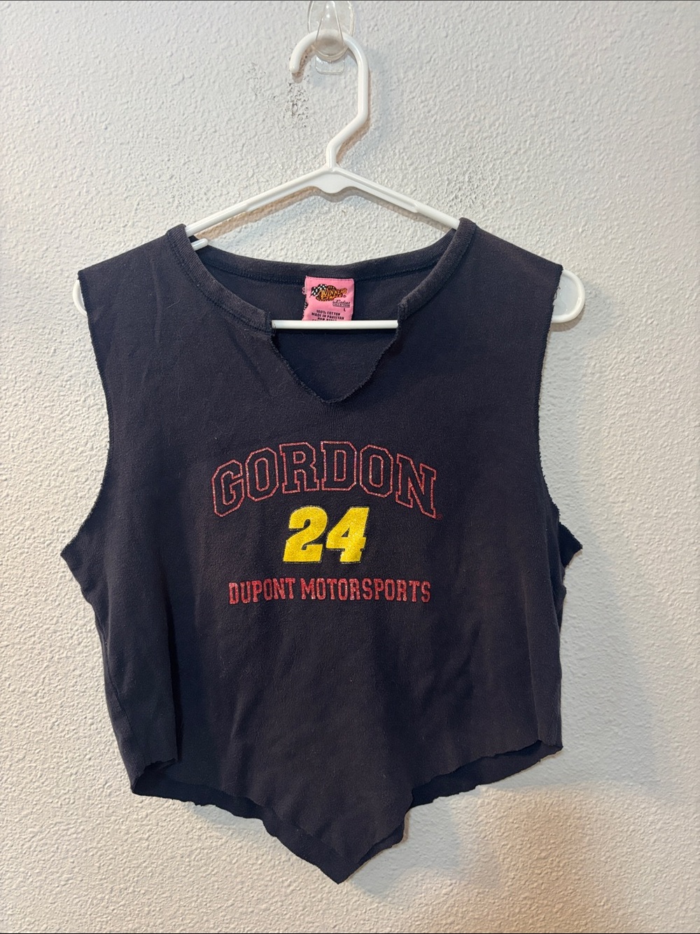 Winners Circle Gordon 24 Dupont Motorsports Black Cropped Tank Top